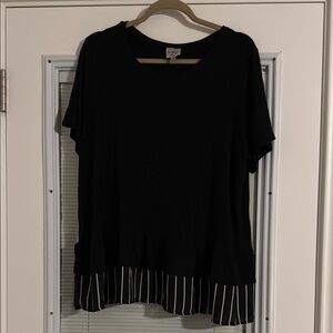 Black and White Striped Hem Women's Top